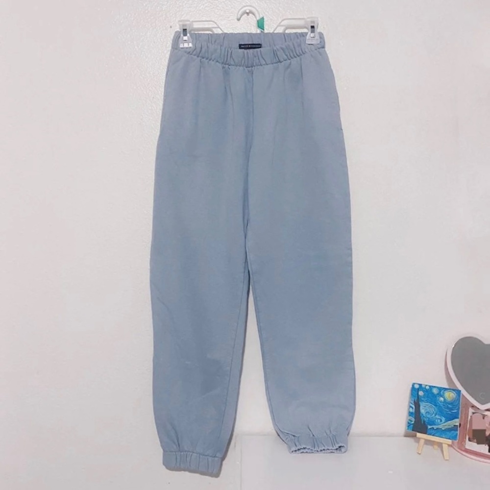 Brandy Melville Rosa Sweatpants